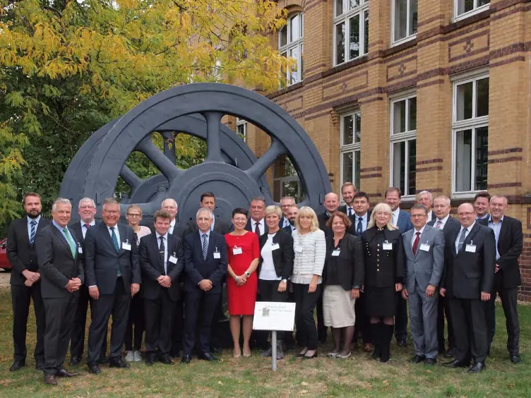 V dňoch 25. – 27.09.2019 sa v Nemeckom Cottbuse konalo v poradí už XXV. stretnutie predstaviteľov štátnych banských správ niektorých krajín EÚ - spoločné foto